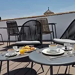 Boutique Caireles Hotel 2*