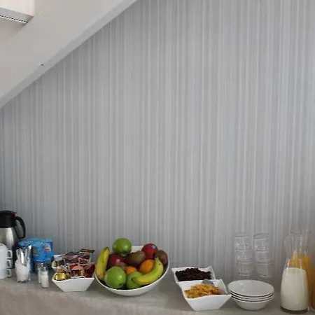 Hotel Boutique Caireles 2*