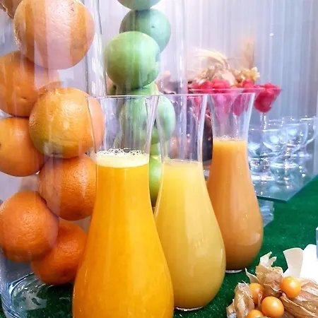 Hotel Boutique Caireles 2*