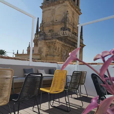 Hotel Boutique Caireles 2*