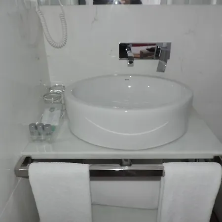 Hotel Boutique Caireles