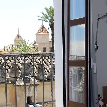 Boutique Caireles 2*